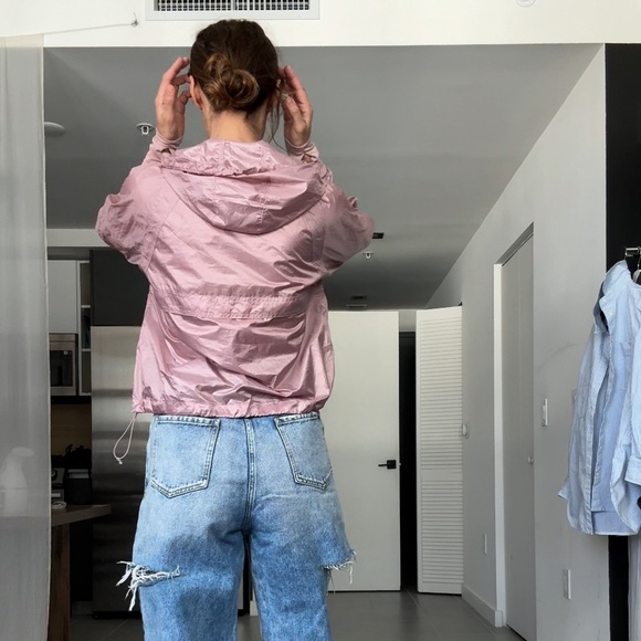 Wind jacket - Picture 12 of 15